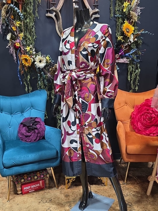 Zara Dresses & Skirts - NEW! Zara Abstract Print Button Up Maxi Dress in Magenta, Brown and Black